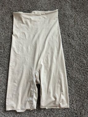 SPANX Thinstincts High Waisted Mid-Thigh Shapewear Shorts XL